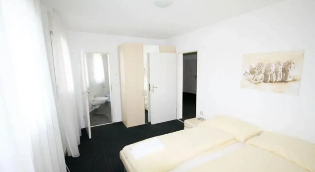 Апартаменты с 3 комнатами HITrental Zugersee -Apartments