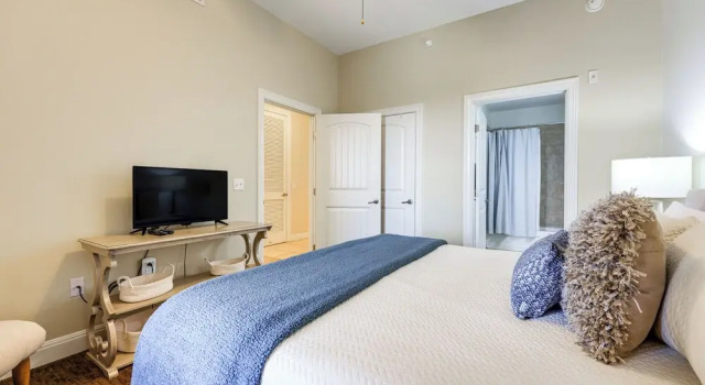 Апартаменты Lake LBJ Condo w/ Private Balcony, Lake Views