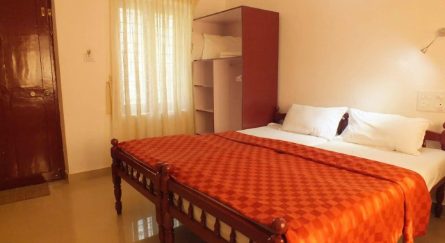 Cherai Beach Residency, Rezerwuj Hotel Hotele w Vypin Island z parkingiem, Parking