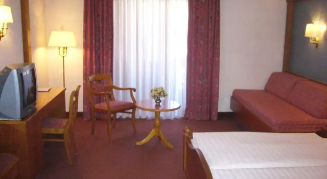 Трёхместный номер Standard Alpenhotel Pfaffenwinkel