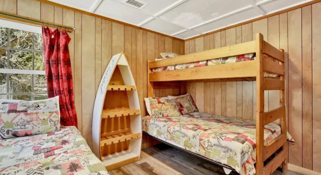 Frank's Old Bear-149 by Big Bear Vacations, Varaa Hotelli Big Bear Lake USA