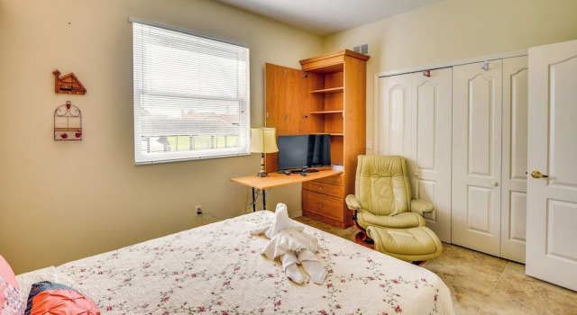 Коттедж с 3 комнатами с балконом Waterfront Palm Coast Vacation Rental w/ Pool