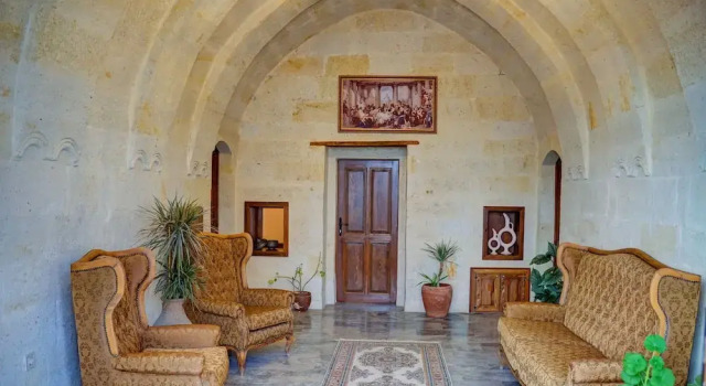 House 1938 Special Cave Hotel
