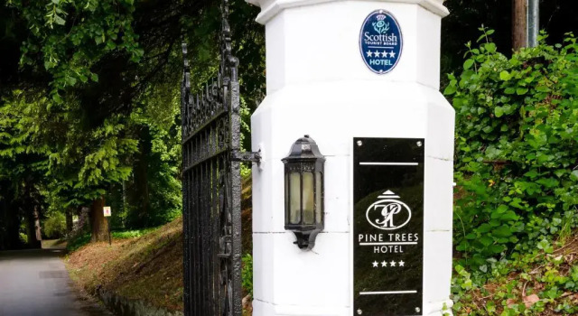 Pine Trees Hotel Pitlochry, Rezervați Hotel Pitlochry Perthshire