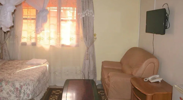 Acacia Hotel, Réserver Hôtel Gaba Kampala