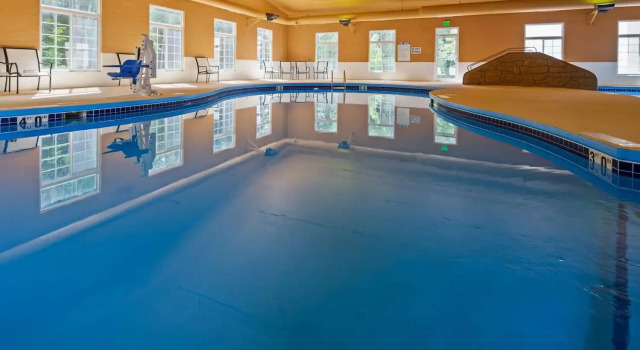 Best Western Crandon Inn & Suites, Varaa Hotelli 4 tähden hotellit kohteessa Wisconsin, 4*