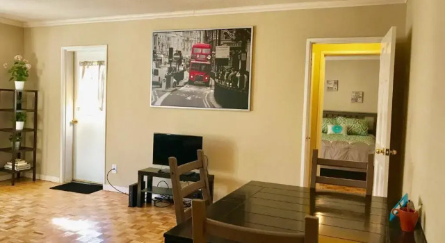 Апартаменты Downtown 1 Bedroom Apt 20L