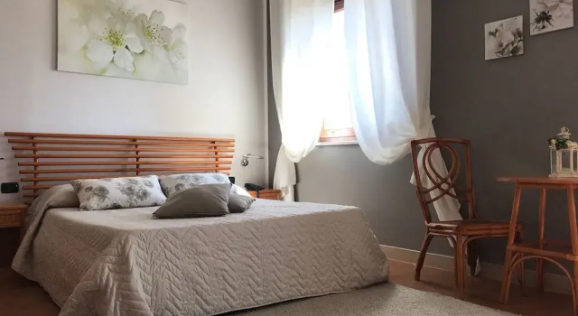 Tenuta Re Ferdinando, Book Hotel San Prisco Campania