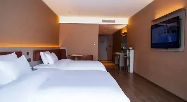 HanTing Hotel (Changchun Hongqi Street), Rezervovat Hotel Čchang-čchun 