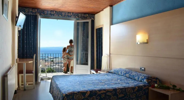 Двухместный номер Standard Hotel Grecs