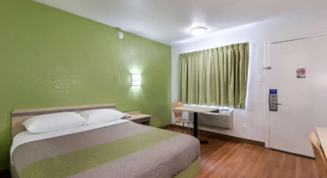 Двухместный номер Standard Motel 6 Austin, TX - Airport - South