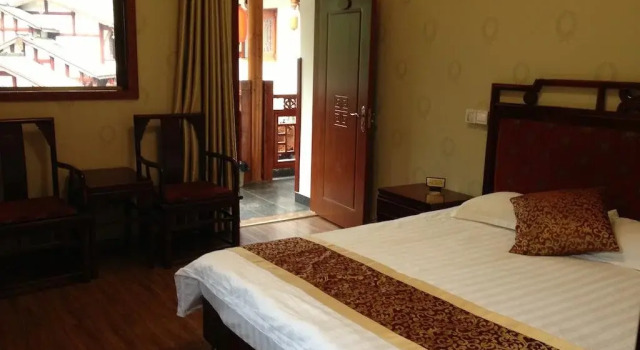 Moshang Huakai Guesthouse