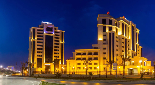 Algiers Marriott Hotel Bab Ezzouar, 预订 酒店 Bab Ezzouar Bordj el Kiffan