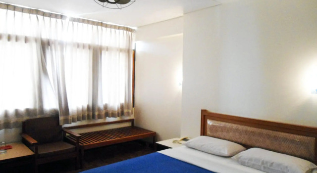 Ubon Hotel, Забронировать Отель Отели Ubon Ratchathani Province с бассейном, Бассейн