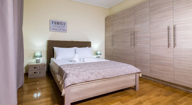 Thresh Apartments Airport by Airstay, Забронировать Апартаменты/квартира Спата Спата - Артемида