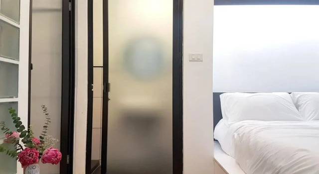 Non Num Poshtel
