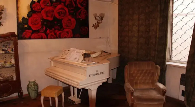 Charm Hotel, Забронировать Отель Тбилиси Регион Тбилиси, рядом с Тбилисский театр оперы и балета