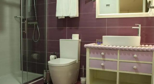 Трёхместный номер Standard с балконом ArtOtel Barcelos
