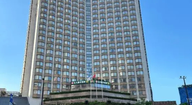 Nanpowan Hotel Guangzhou (Changgang Subway Station Branch Haizhu District)