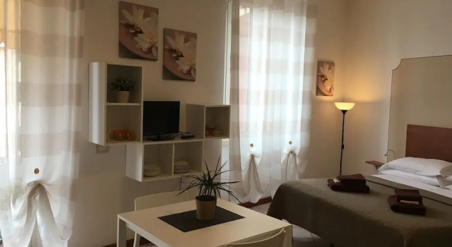 Студия с балконом Residence Gloria
