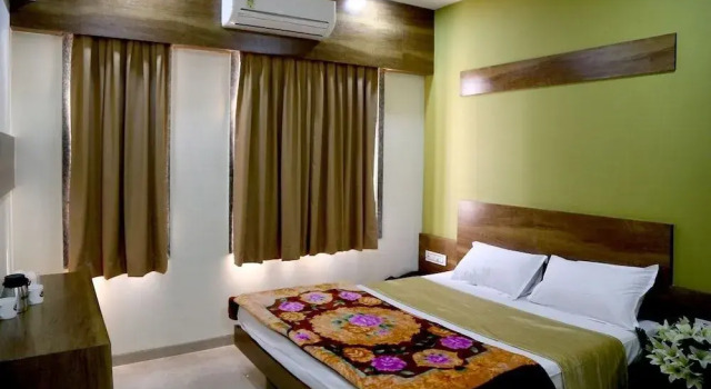 Hotel Shahi Darbar, Rezervovat Hotel Hotely v Gujarat s parkováním, Parkování
