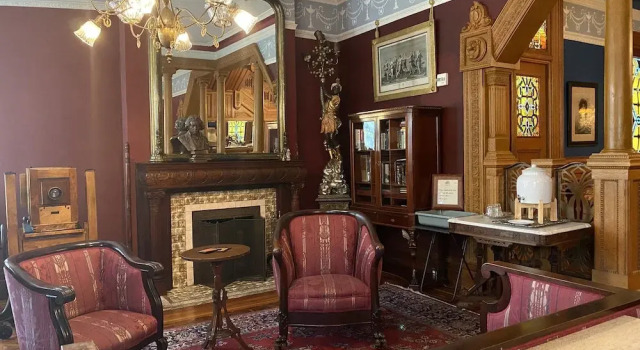 Chateau Tivoli B&B, Забронировать Отель «постель и завтрак» Отели Сан-Франциско с парковкой, рядом с Swedenborgian Church, Парковка