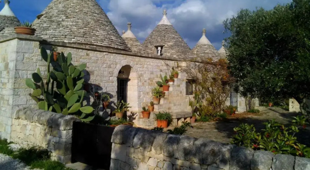 Вилла Trullo La Canonica