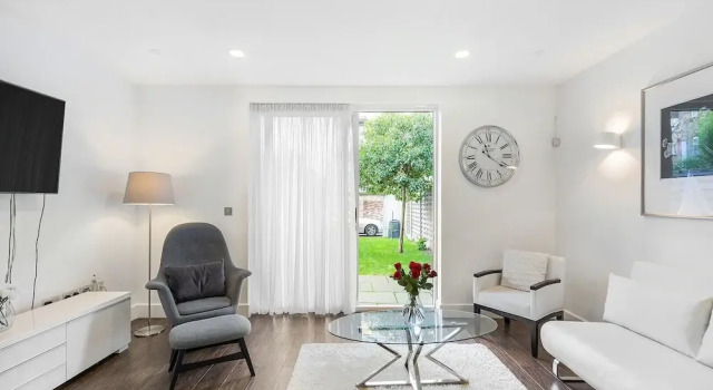 Modernist Whites, Забронировать Отель Бизнес-отели Англии, 4* 5*