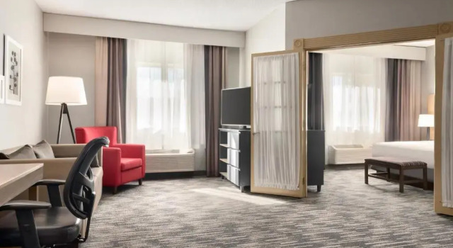 Двухместный люкс Country Inn & Suites by Radisson, Brookings
