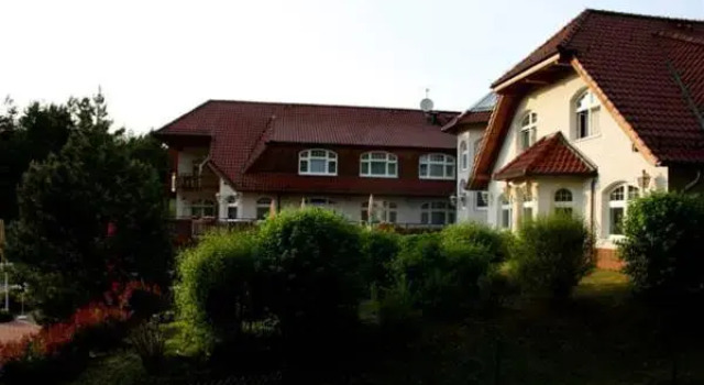 Hotel Heidekrug, Забронировать Отель Отели Вустров 4 звезды, 4*