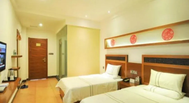 Jiajie Inn Haikou Yizhong Branch