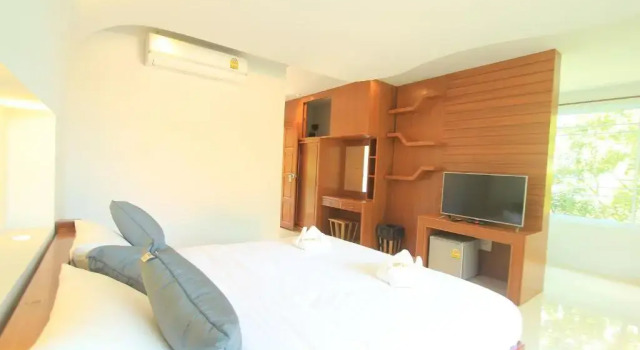Трёхместный номер Deluxe с балконом и с видом на море Mountain Reef Beach Resort