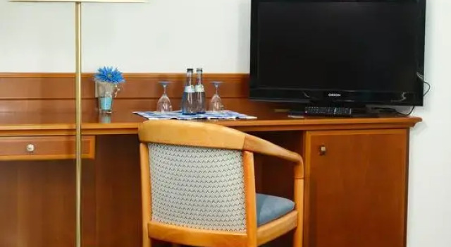 Hotel Zeller Zehnt, Забронировать Отель Эслинген-на-Неккаре Эслинген