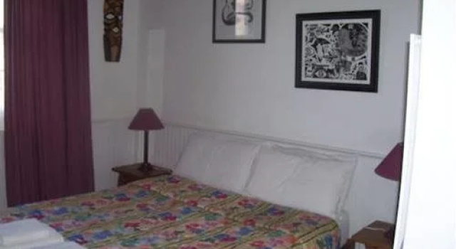 Tradouw Guesthouse, Забронировать Отель Отели Klein Karoo 3 звезды, 3*