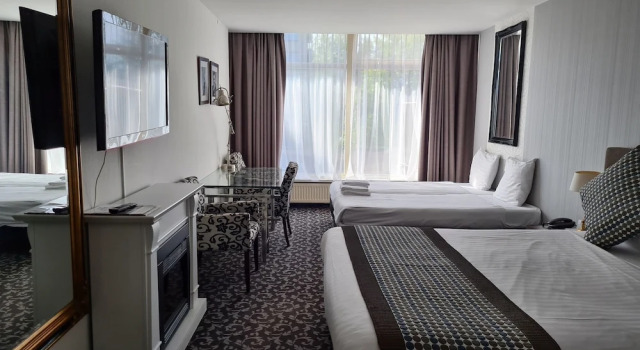 Трёхместный семейный номер Standard Amsterdam Hotel Uithoorn
