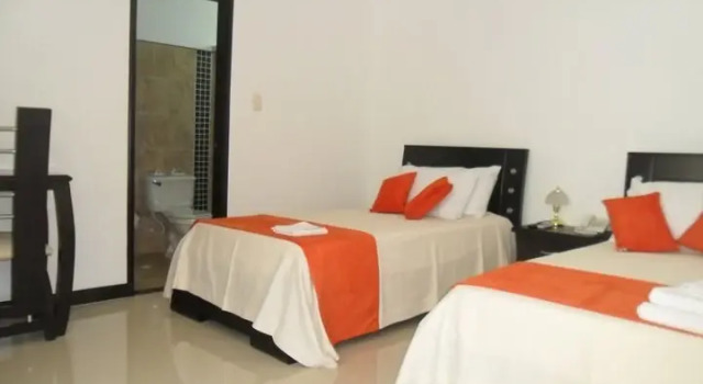 Hotel El Potrillo, Buchen Sie Hotel Business-Hotels in Meta, 4* 5*