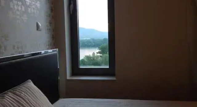 Imádnivaló medencés hotellakás szaunával., Varaa Hotelli Budapest Budapest