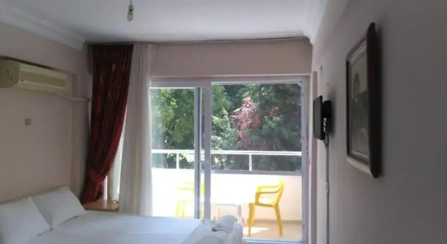 Одноместный номер Standard с видом на горы Selina Hotel
