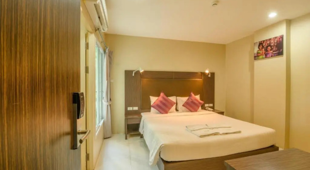 Апартаменты Standard Khao Rang Place