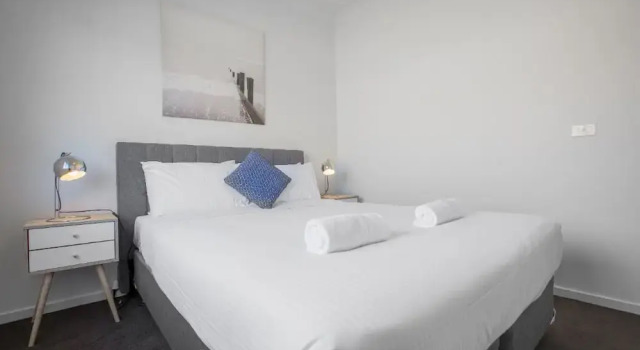 Big Family Fun@ 4 Bedrooms House in Point Cook