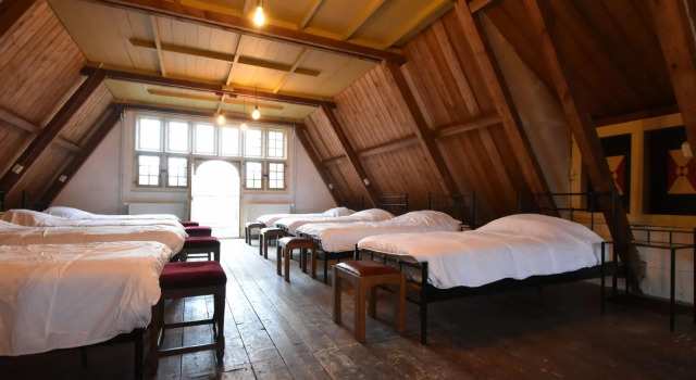 Unique Group Accommodation for up to 32 People in the Centre of Enkhuizen, Забронировать Отель Отели Норда 3 звезды, 3*