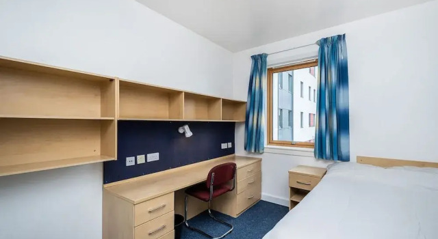 En Suite Rooms, GILLINGHAM, Забронировать Отель Джиллингем Кент