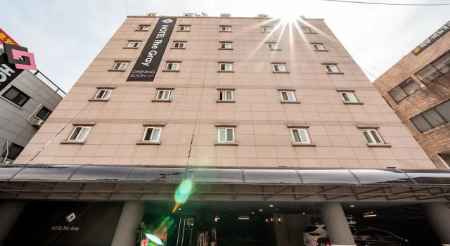 THE GRAY HOTEL, Забронировать Отель Содэмунгу Сеул