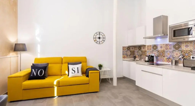Nine O Clock San Agustin Suites by Valcambre