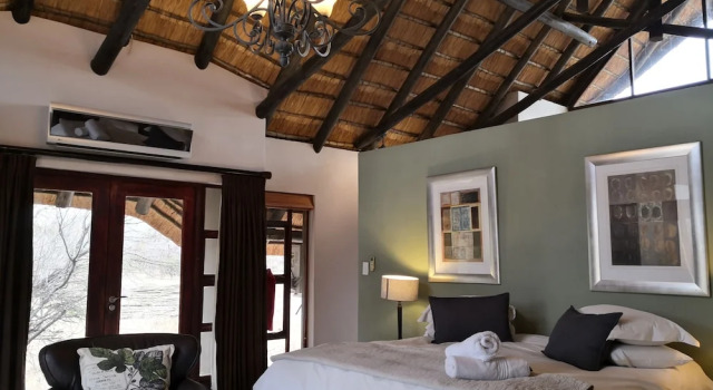 Вилла Standard Morokolo Safari Lodge Self-catering