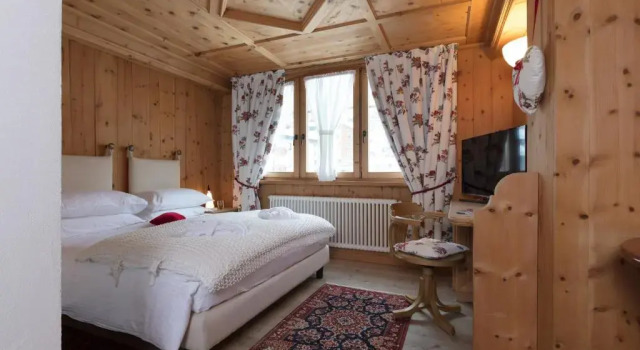 Люкс Hotel Baita Fiorita