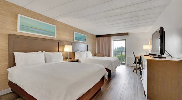 Четырёхместный номер Standard с видом на реку Holiday Inn Hotel Peterborough Waterfront by IHG