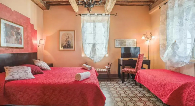 Номер Classic Antica Residenza Santa Chiara -City Center