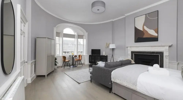Студия JOIVY Statement Studio On Historic George Street