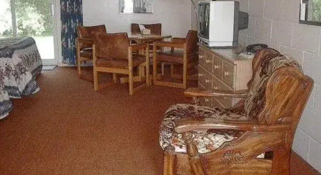 Top Notch Restaurant & Motel, Varaa Motelli South Bruce Peninsula Ontario